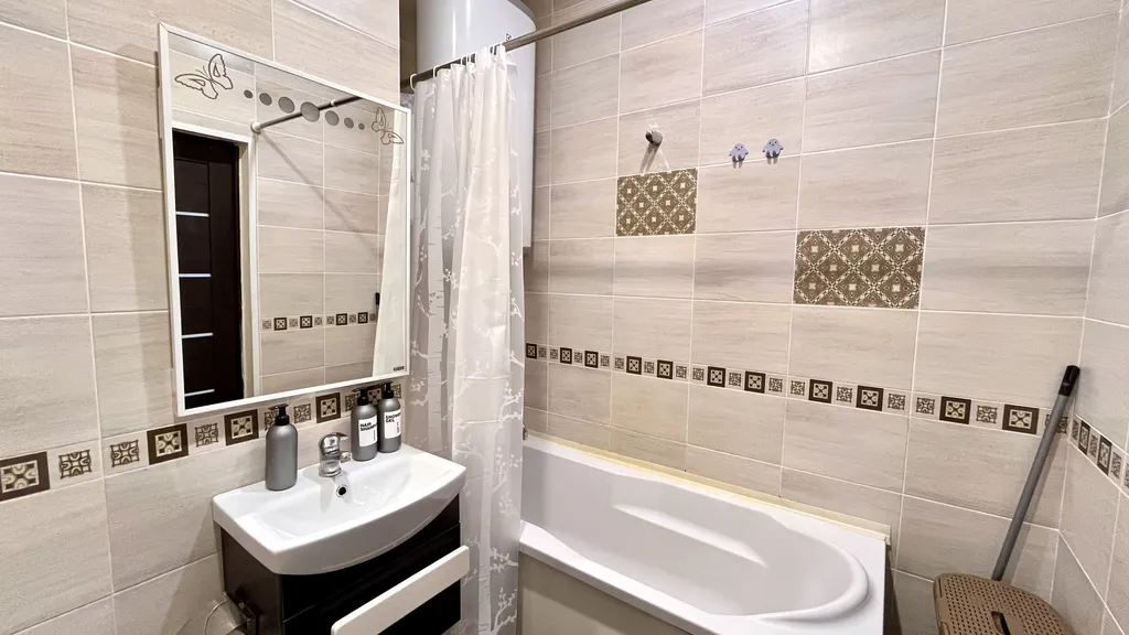 Уютная квартира в центре с видом на море