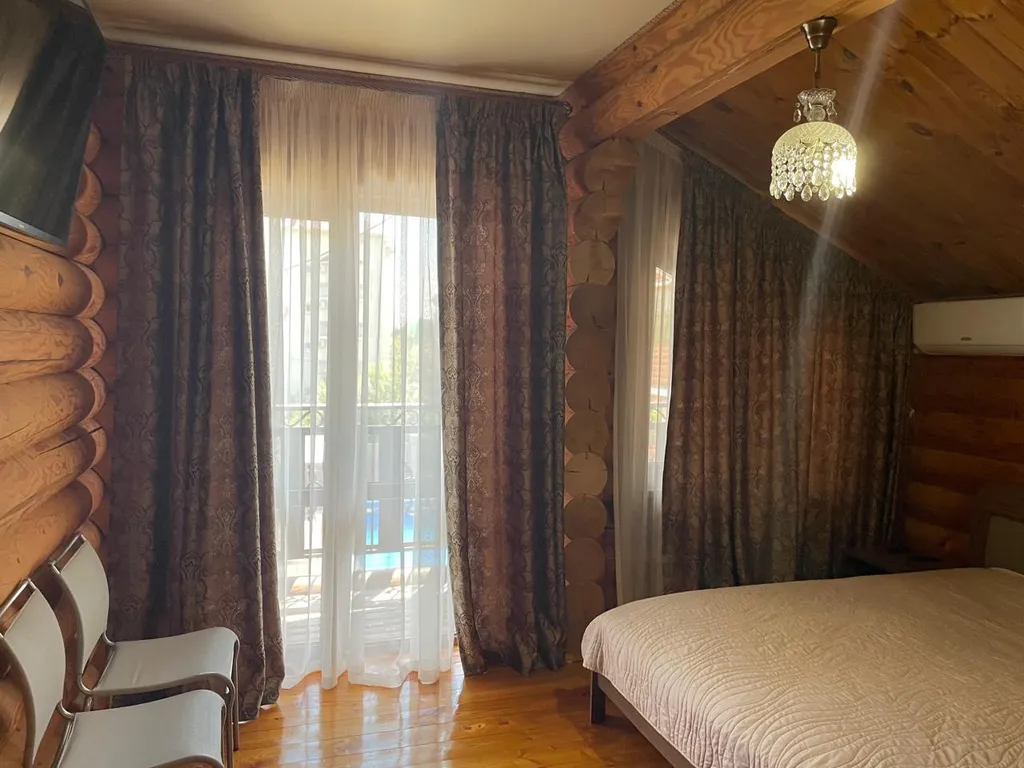 6-комнатный Дом