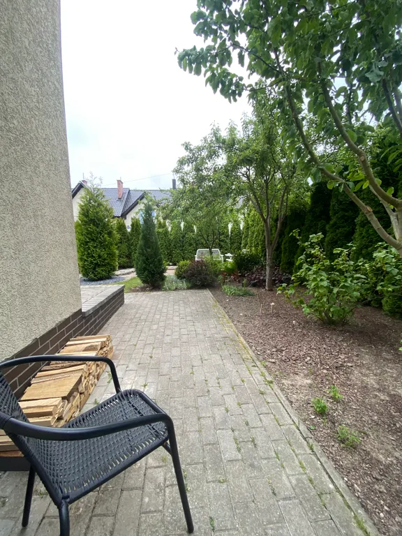 Квартира Квартира Апартамент на первом этаже коттеджа с отдельным входом и видом на сад — Зеленоградск