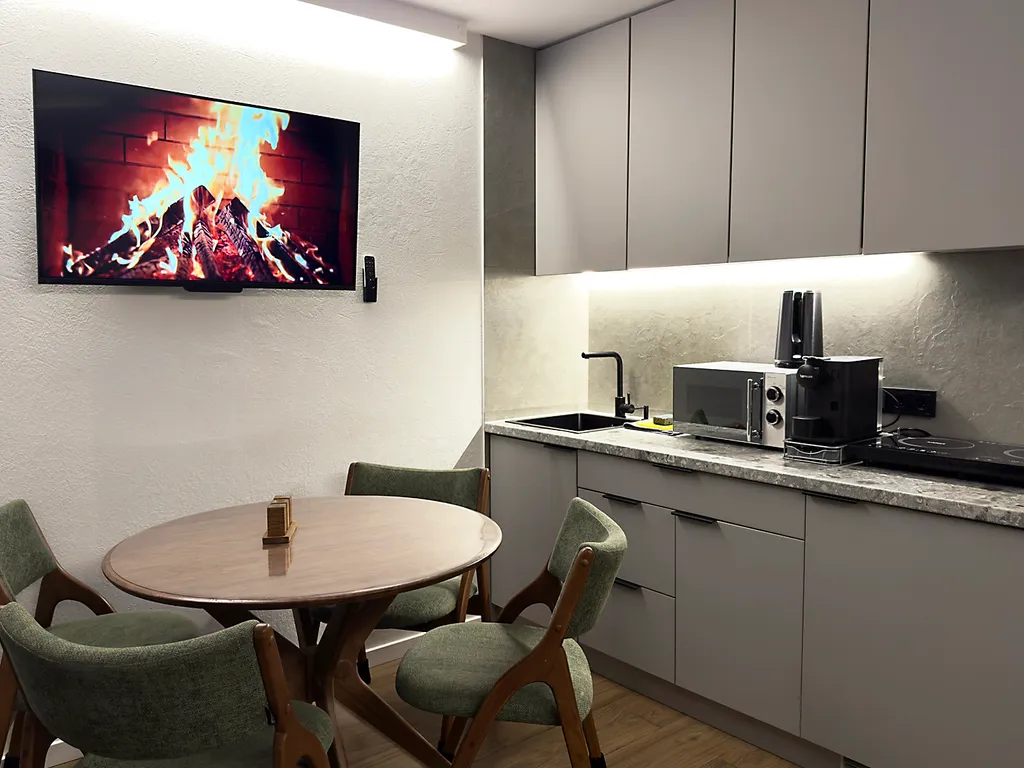 Дом DOUBLE с чаном на террасе