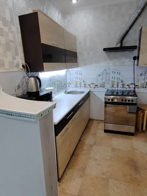 Уютная судия в районе с развитой инфраструктурой