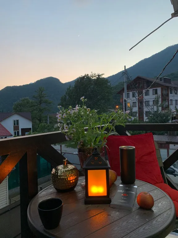 Солнечная стильная студия в горах Красной Поляны