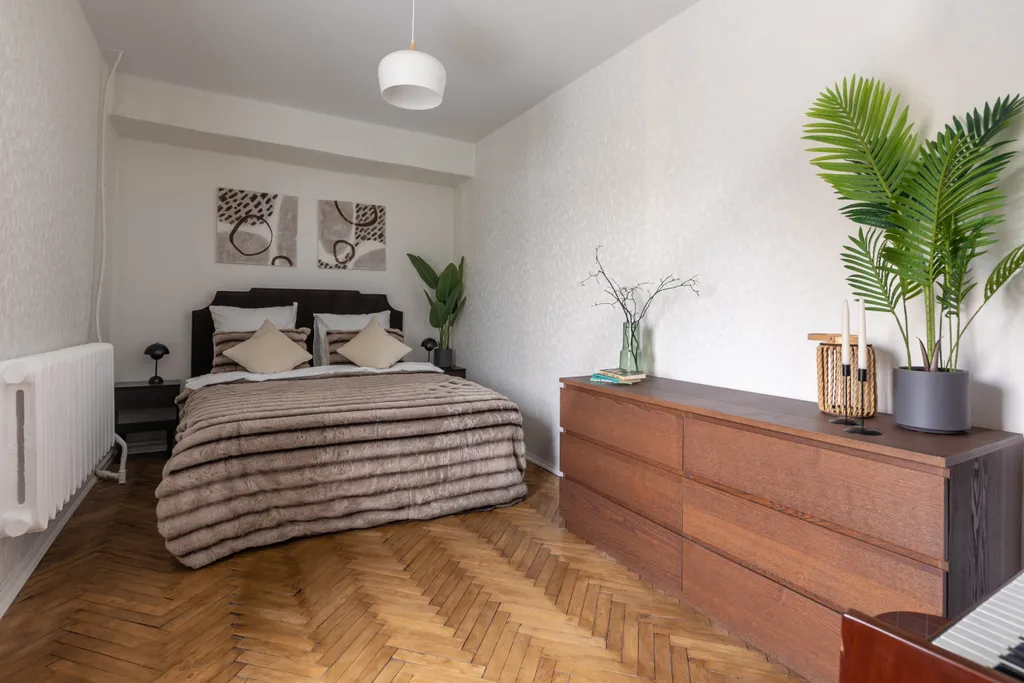 4-комнатная Квартира