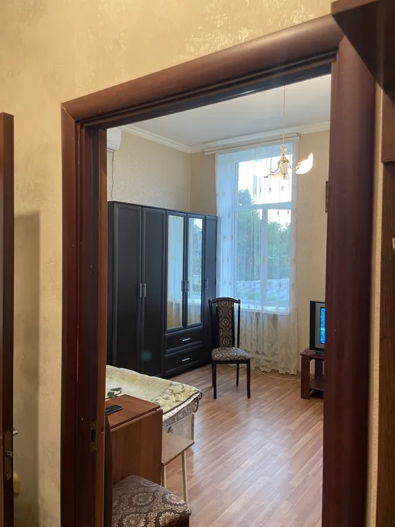 Уютная, светлая квартира с высокими потолками