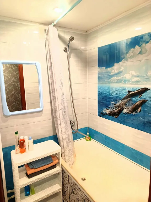 Уютная квартира в центре города с шикарным видом на лес и горы