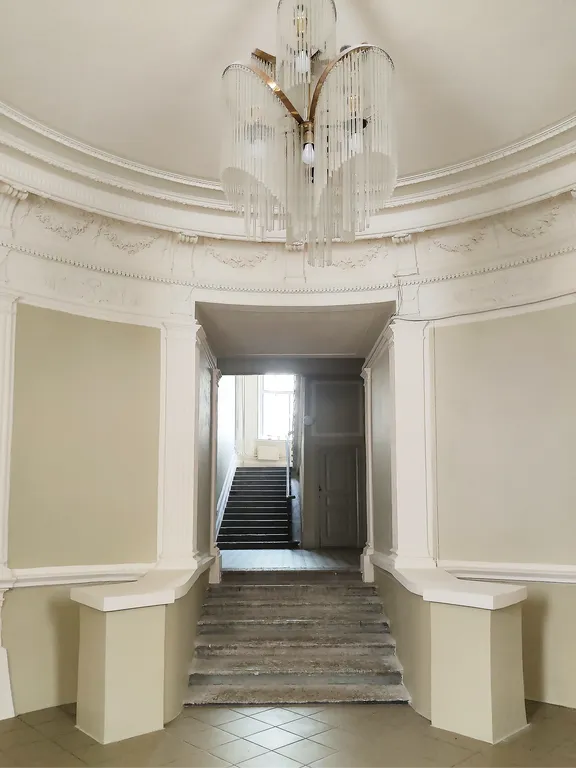 Квартира Колоритная квартира с камином и балконом в особняке Колобовых.Парковка — Санкт-Петербург