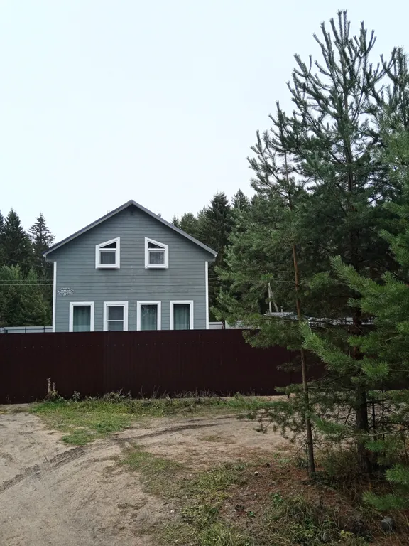 Коттедж Дом у леса недалеко от песчаного пляжа — аренда посуточно в Медвежьегорск