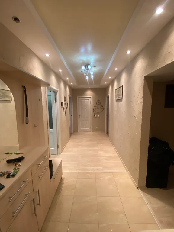 Квартира Трёхкомнатная квартира — Калининград