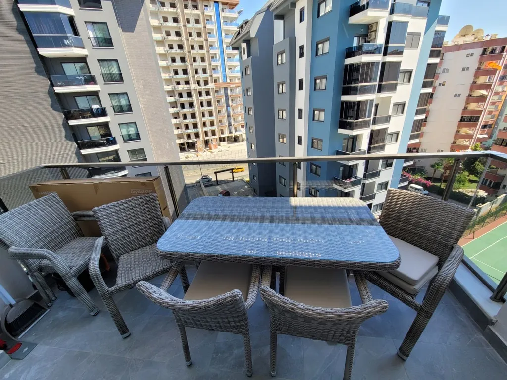 Дизайнерская 2-комнатная квартира с аквапарком на территории