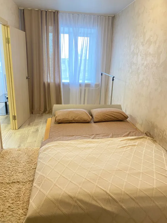 2-комнатная квартира с балконом на Волгоградской