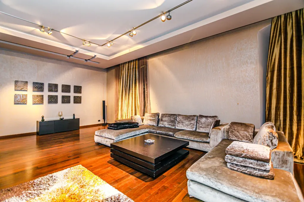 Prodelux i̇n fountian square