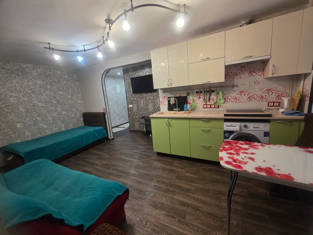 Евротрёшка в тихом центре