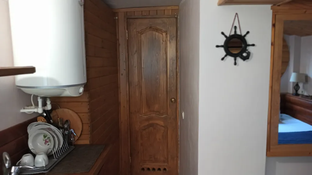 Номер каюта 300 метров от Набережной