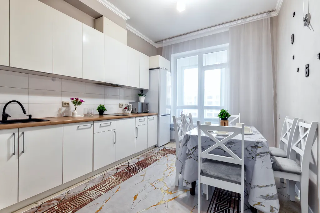 Шикарная просторная двухкомнатная квартира в сердце левого берега