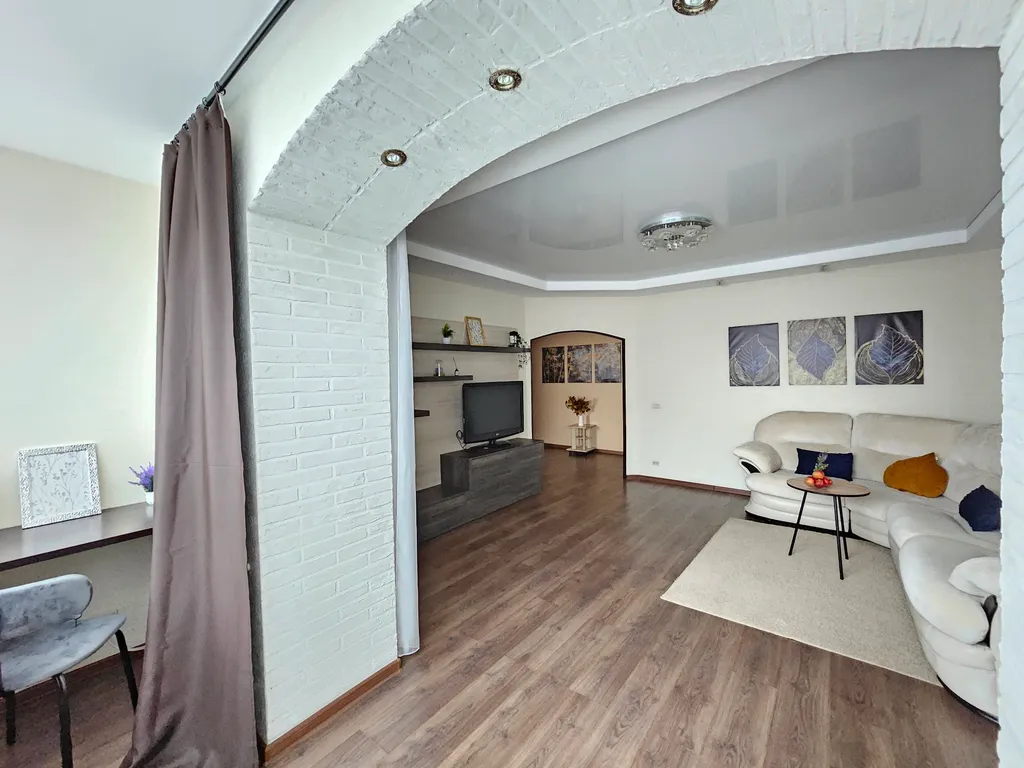 Апартамент Живи Уютно