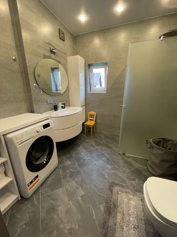 Загородный дом с баней и бассейном