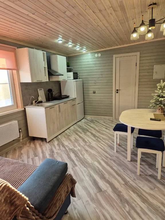 Дом с сауной рядом с лесом и озером