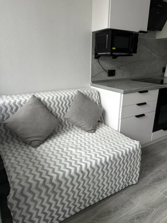 Новая светлая однокомнатная квартира в курортном районе