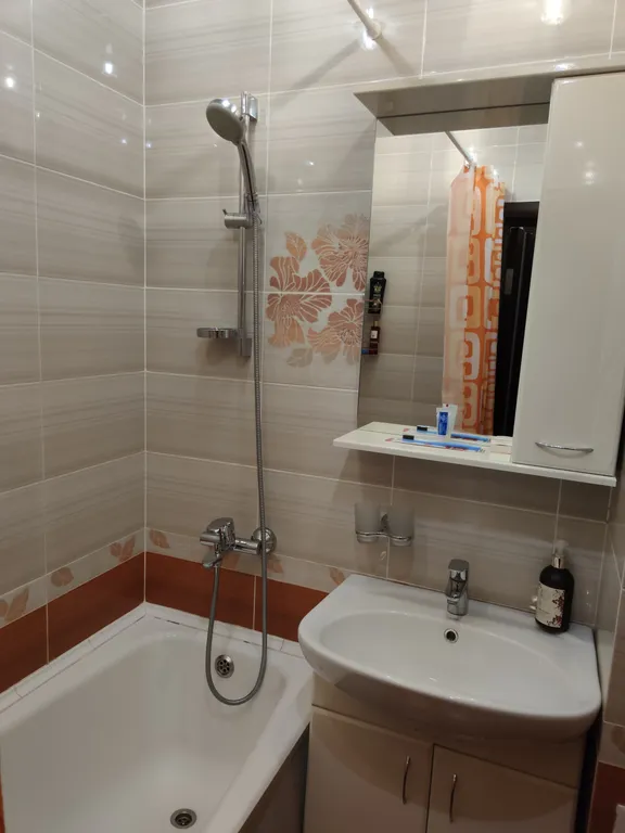 Отличная, просторная 2-комнатная квартира класса люкс