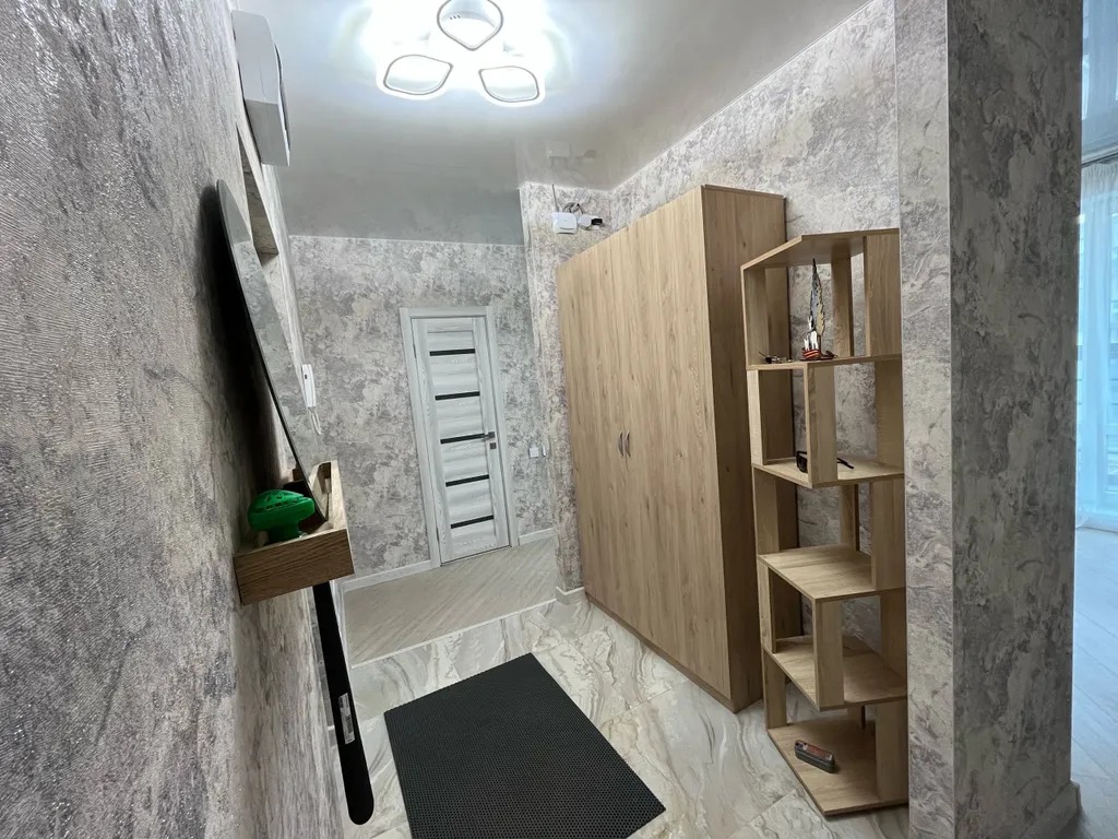 Новая, современная, уютная квартира в тихом районе города.