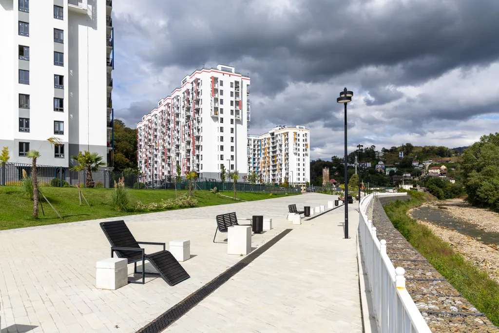 Квартира с видом на горы и немного на море