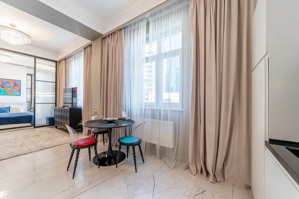 Квартира Квартира Дизайнерский апартамент Matisse Apart в 100 метрах от моря — Сочи