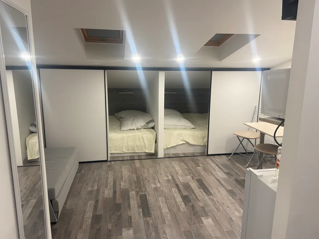 Квартира Квартира Уютная студия на первой береговой линии на 7 спальных мест — Адлер