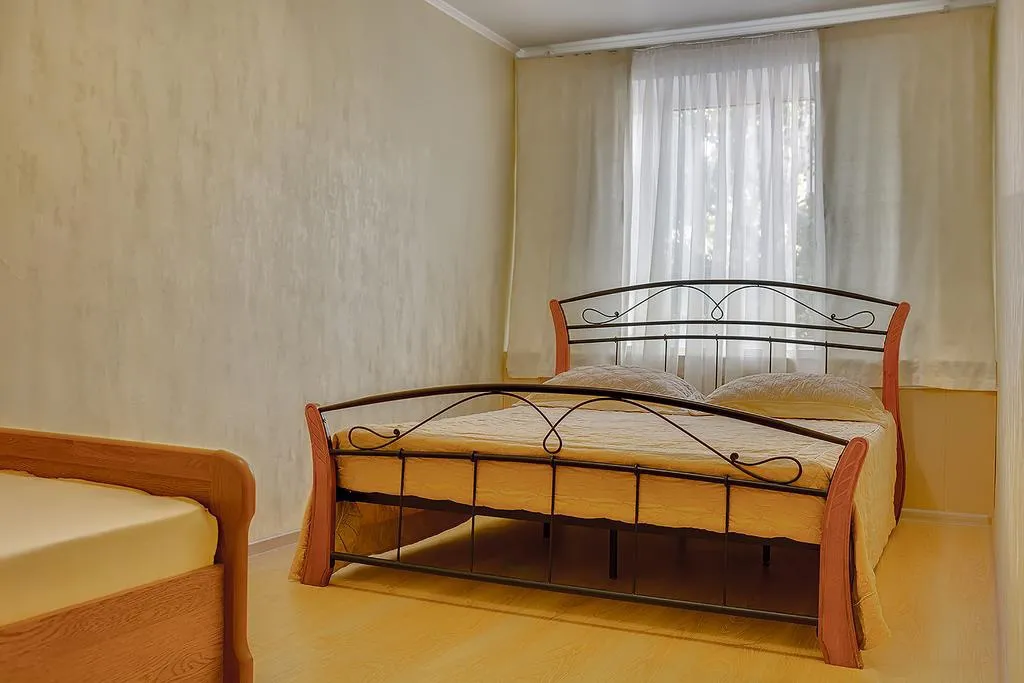 3-комнатные апартаменты у ТЦ Космос