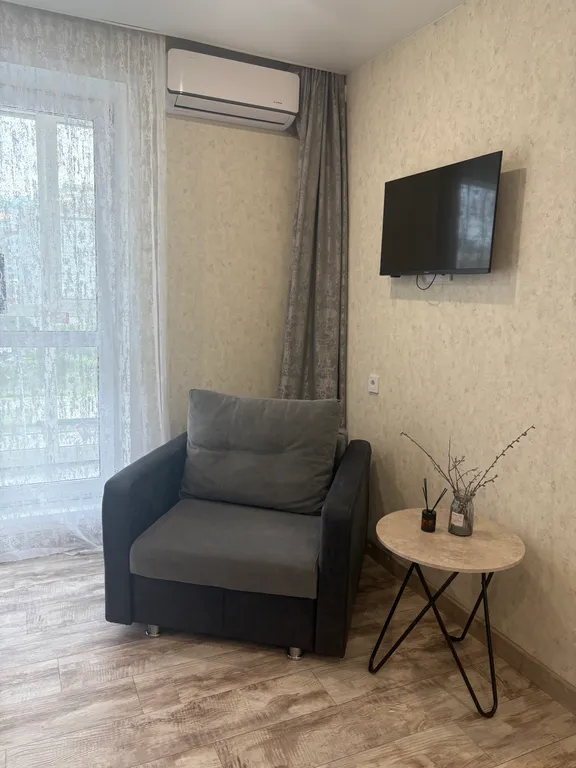 Студия с современным ремонтом