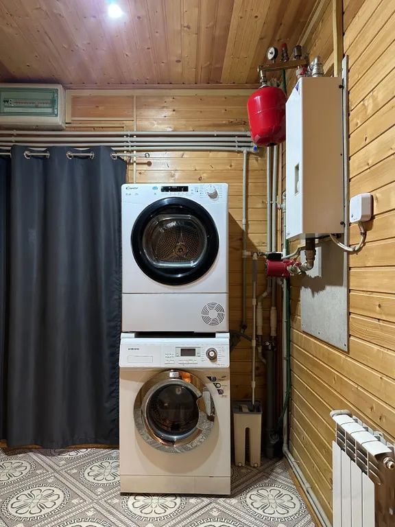 Коттедж Уютный дом с баней — Тельмана