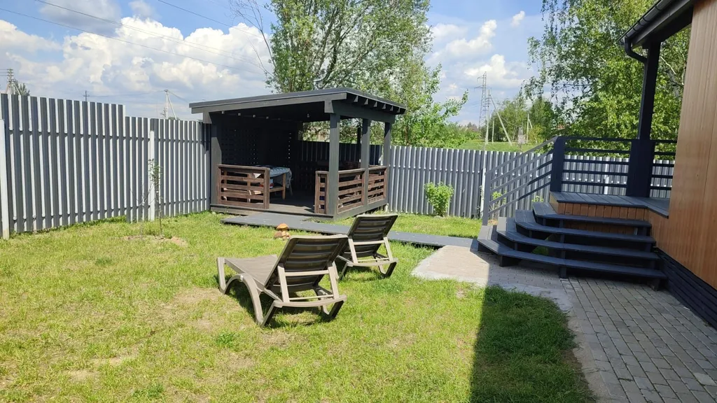 Дом у озера #1