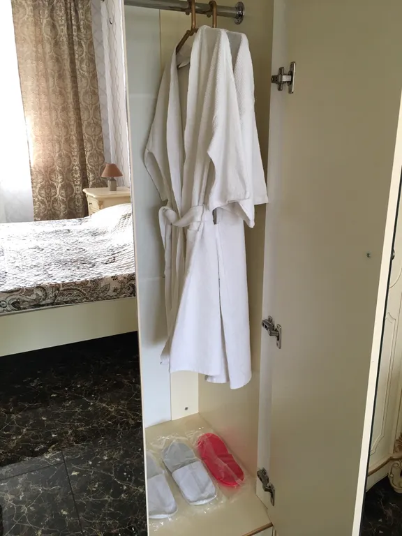 Светлая квартира с оборудованной кухней у моря