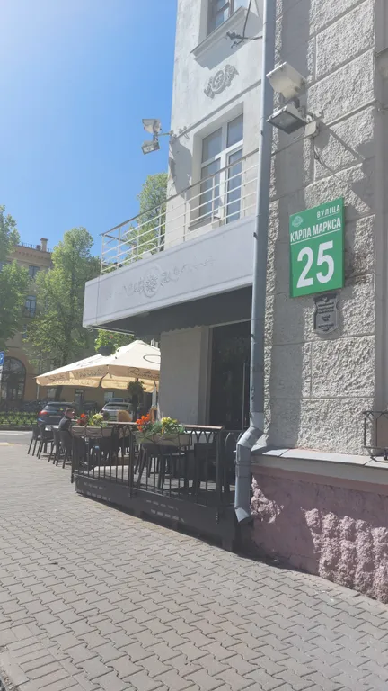 Квартира 4-комнатные апартаменты в самом центре рядом с ун. Гум и м. Купаловская — Минск