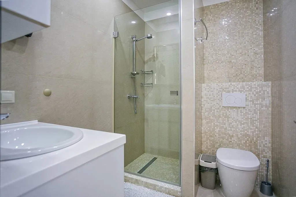 Светлая уютная квартира с видом на море, город и горы