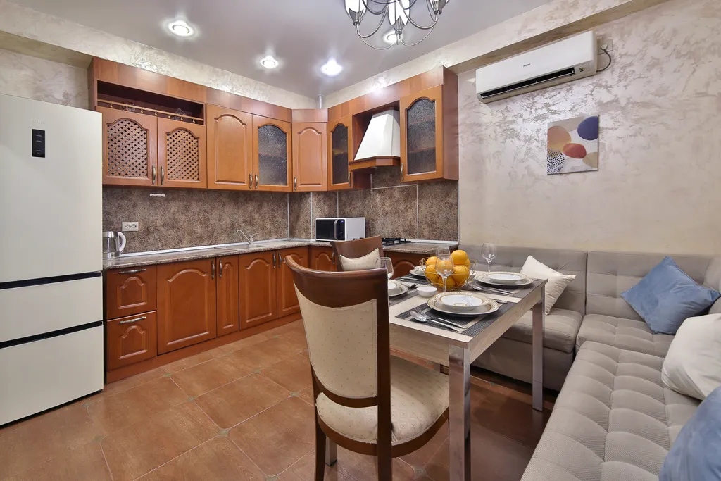 MyHomeYourHome на ул. Молодогвардейская, 2/5б (Сочи)