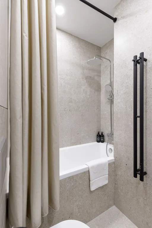 Олива просторная квартира