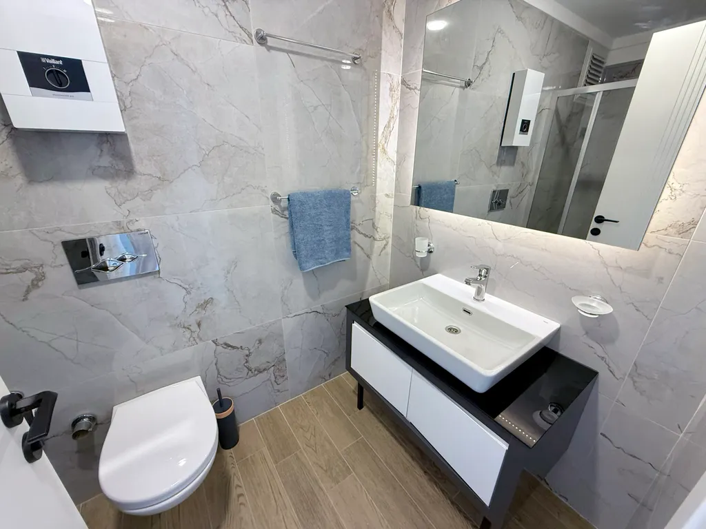 Квартира с видом на море и горы. Пляж Клеопатра