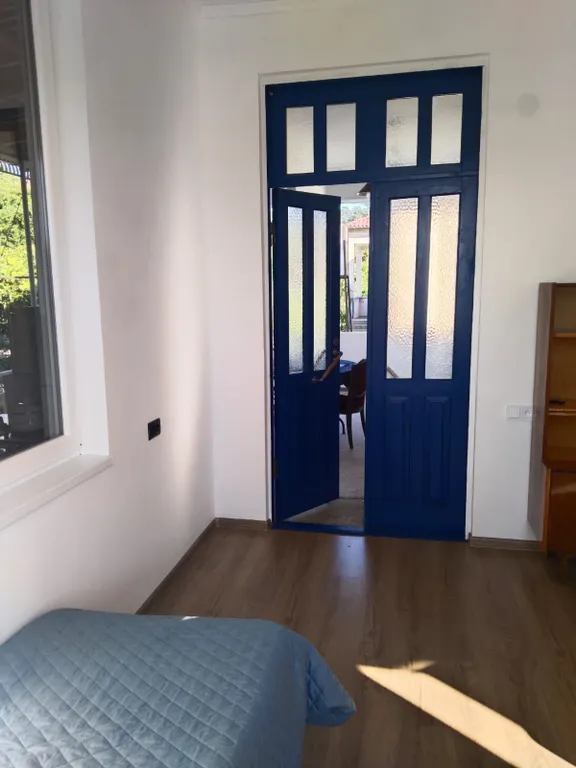 Квартира 3-комнатная Квартира — Сухум