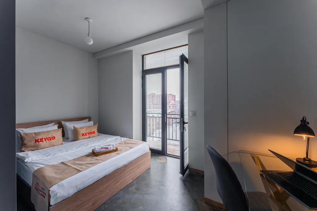 Апартаменты с видом на Каскад