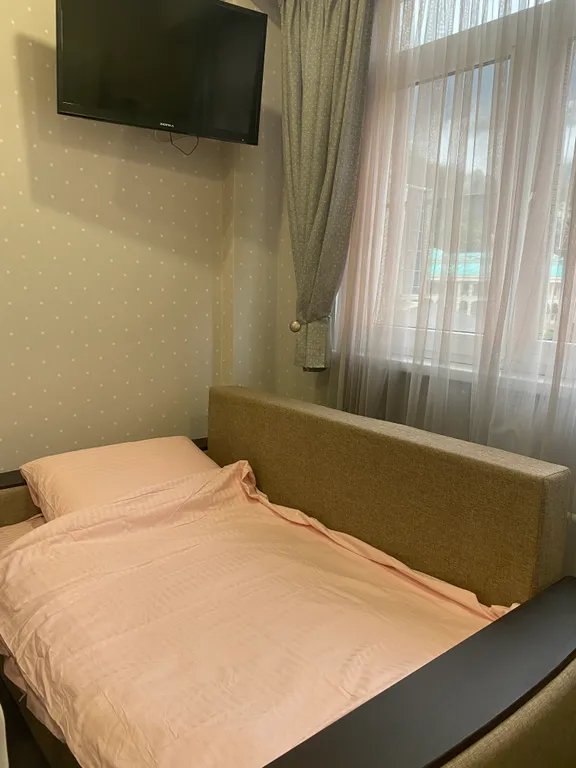 Белые горошины с видом на Marriott, горы, казино