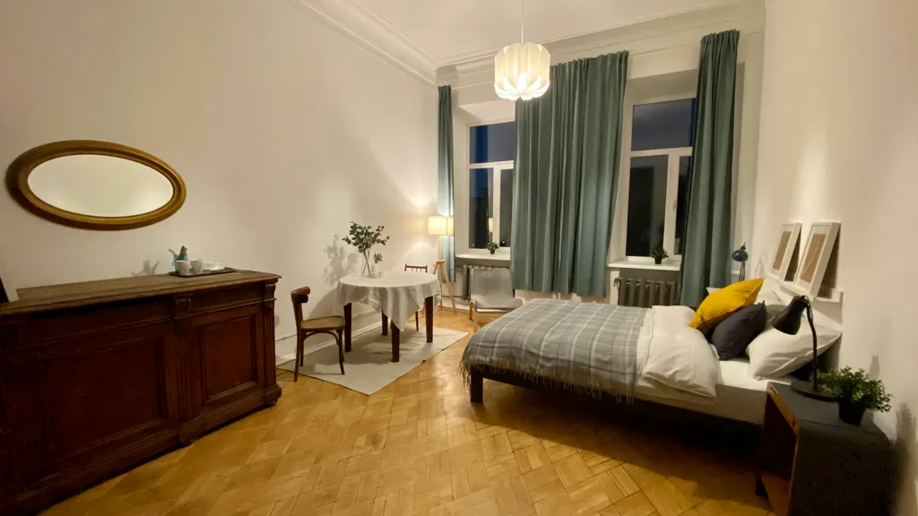 Квартира Большая комната с высокими потолками на Цветном — Москва