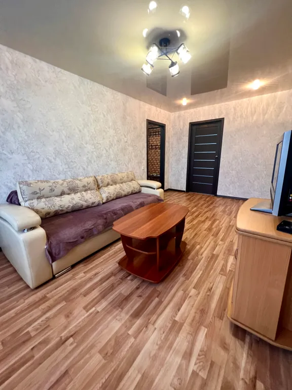 Уютная 2-комнатная квартира — аренда посуточно в Ленинск-Кузнецкий