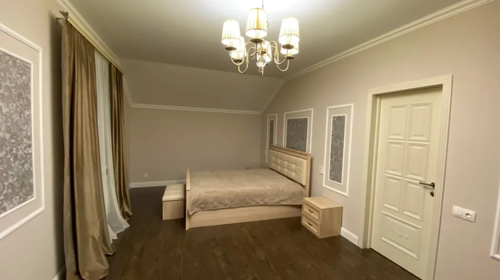 5-комнатный Дом