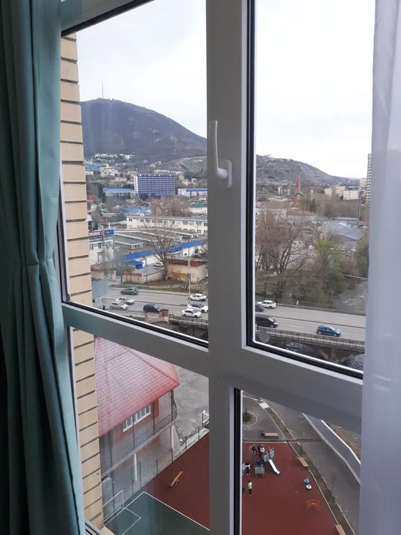 Апартамент с видом на горы