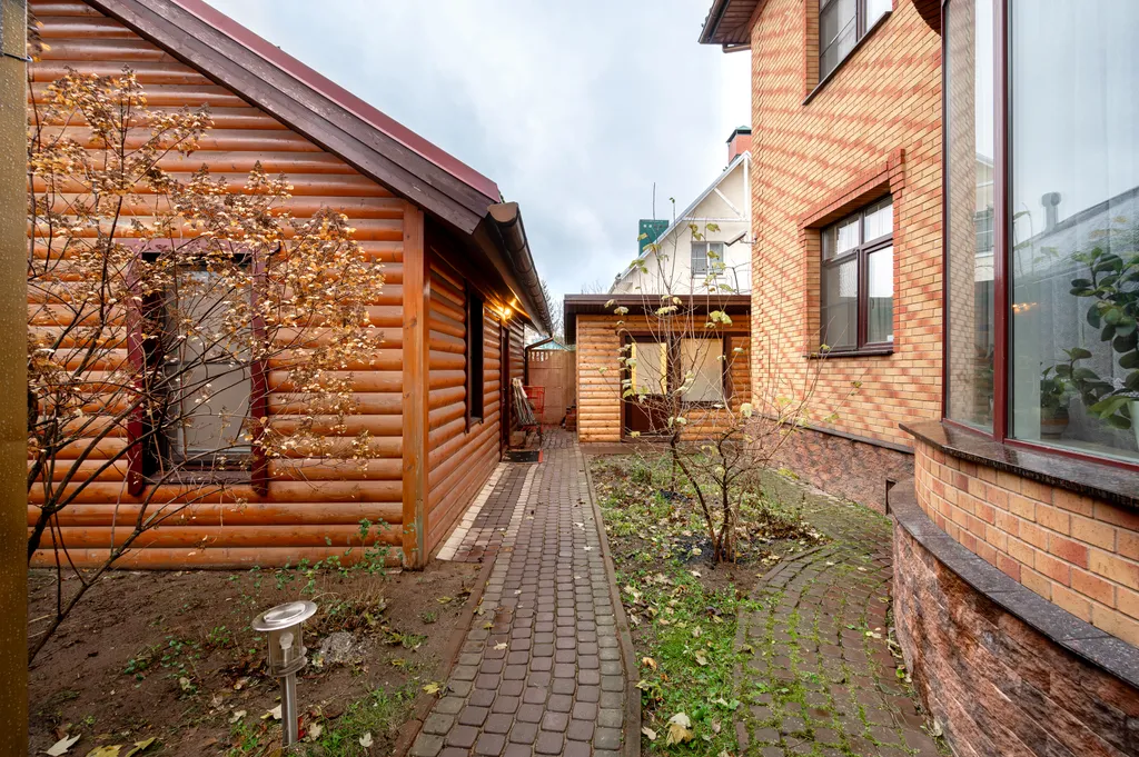 Уютный гостевой домик с жаркой баней и большой беседкой с мангалом