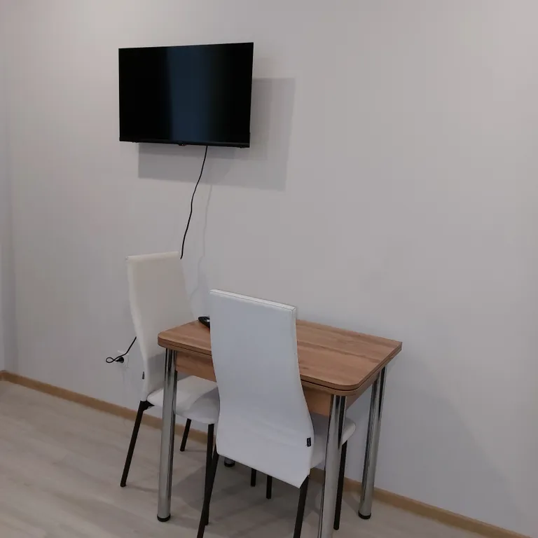 Уютная студия около Ботанического сада возле метро цена от 2000 за сут