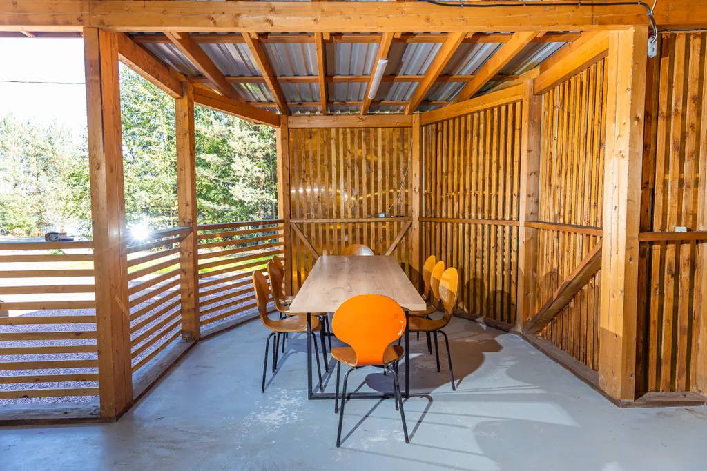 Дом на берегу реки Свирь