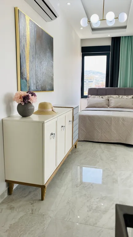 Новые апартаменты в центре рядом с морем