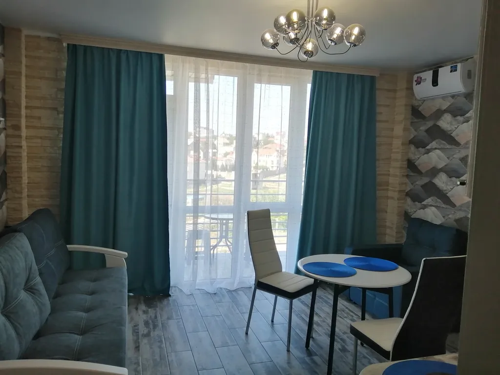 Квартира 1-комнатная Квартира — Севастополь