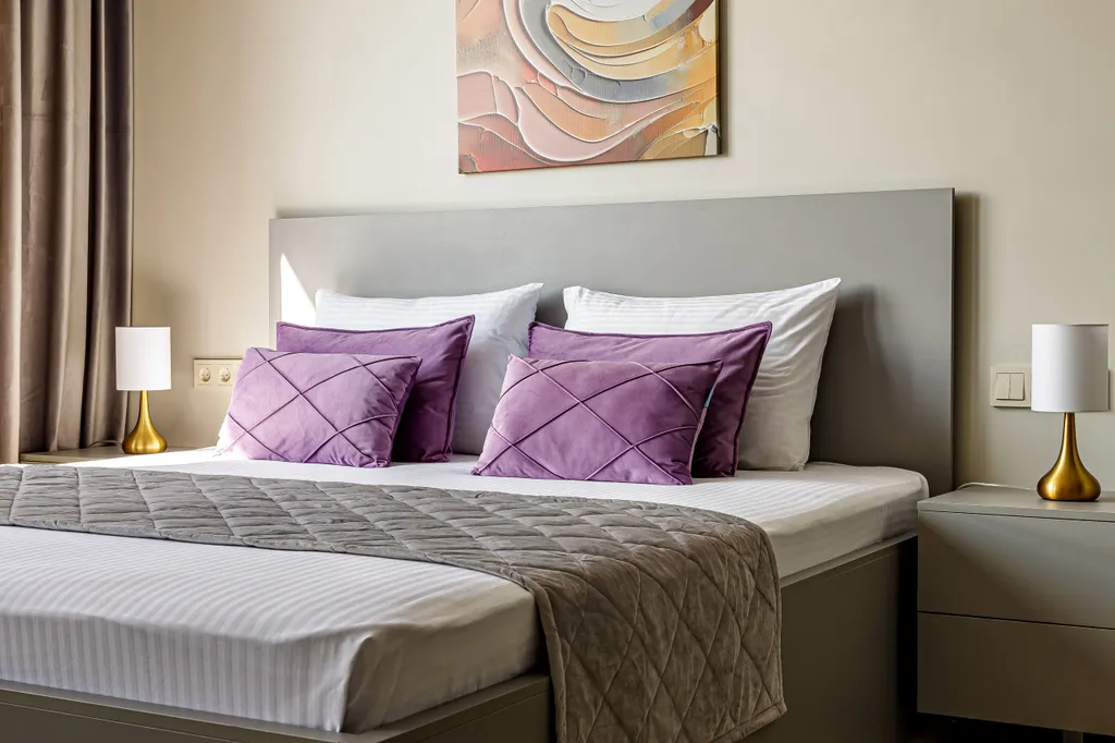 VIP-студия с роскошной ванной у панорамного окна